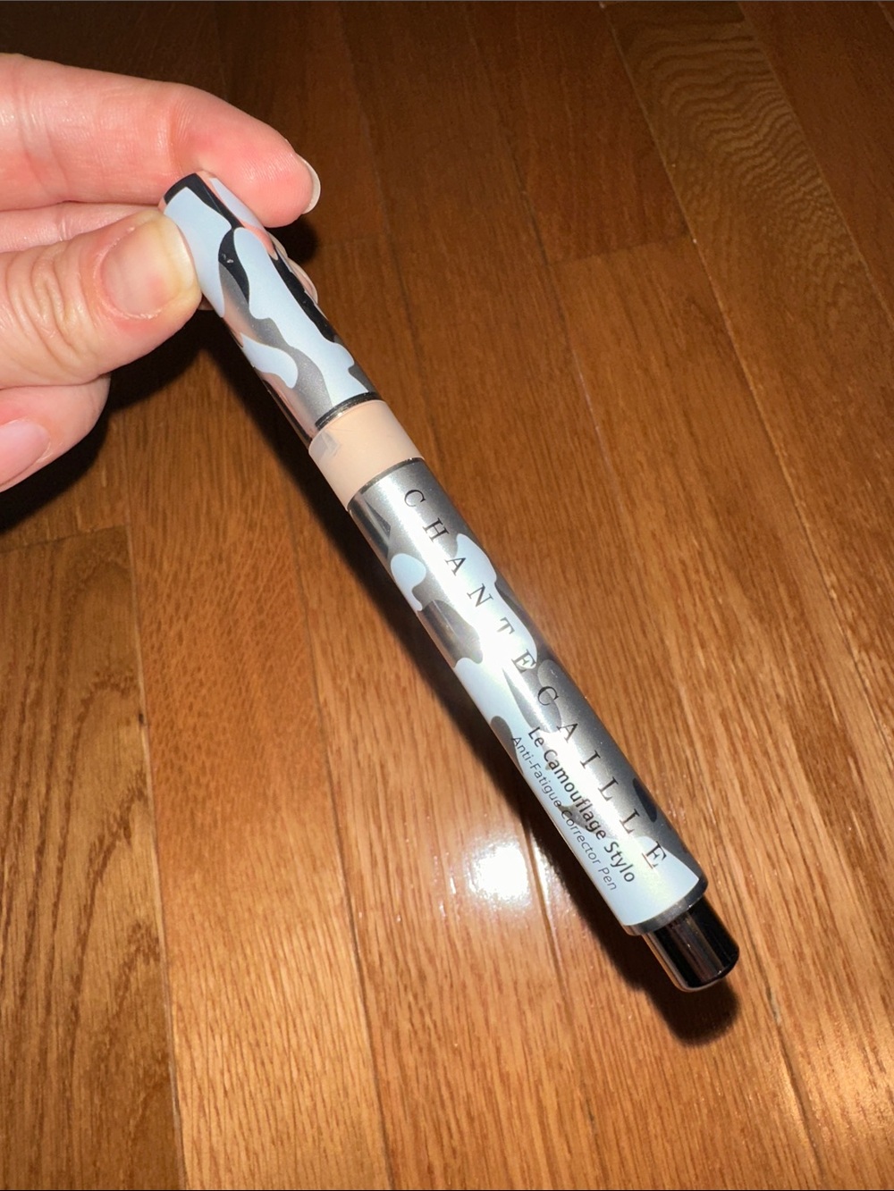 Chantecaille Camouflage Stylo Concealer - shade 1 - Picture 2 of 7